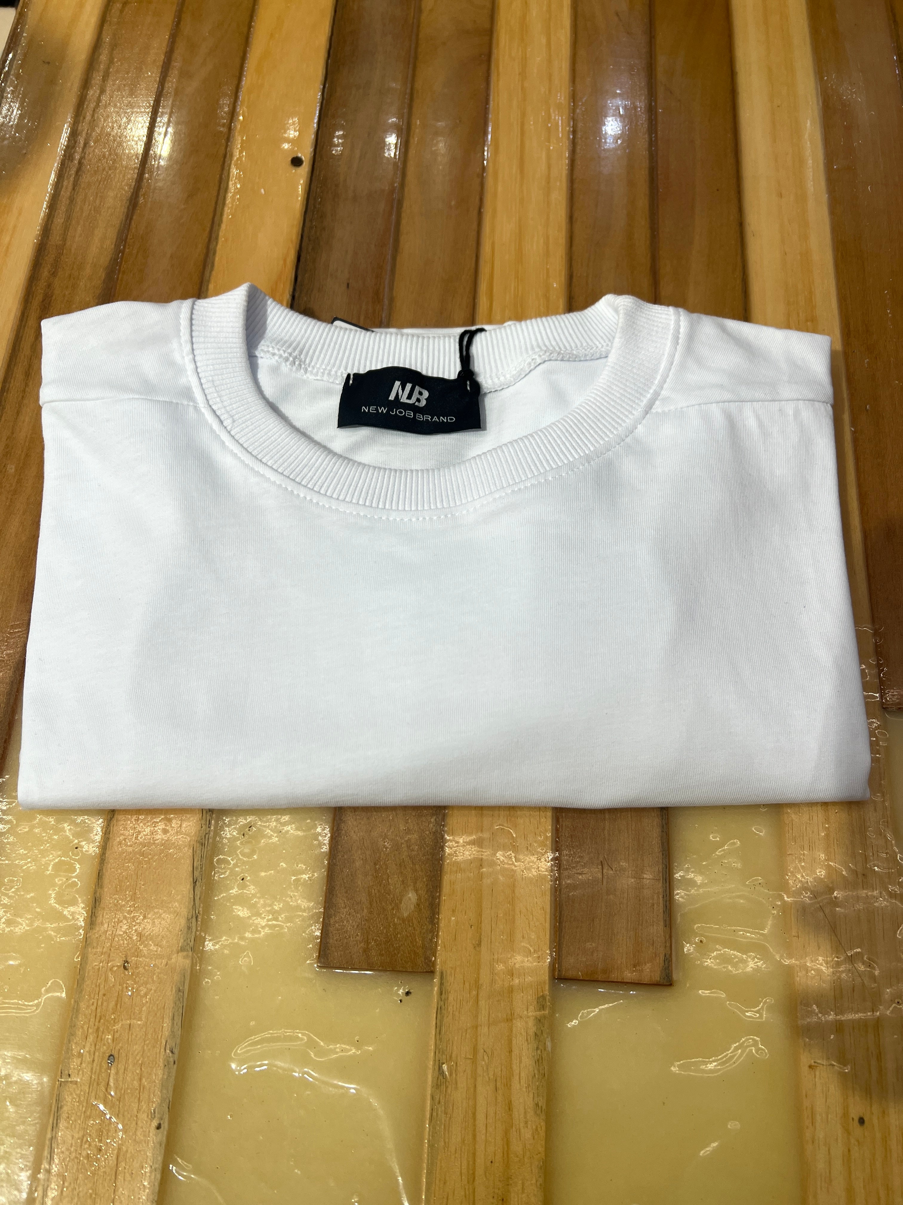 T-SHIRT DETTAGLIO COSTINA