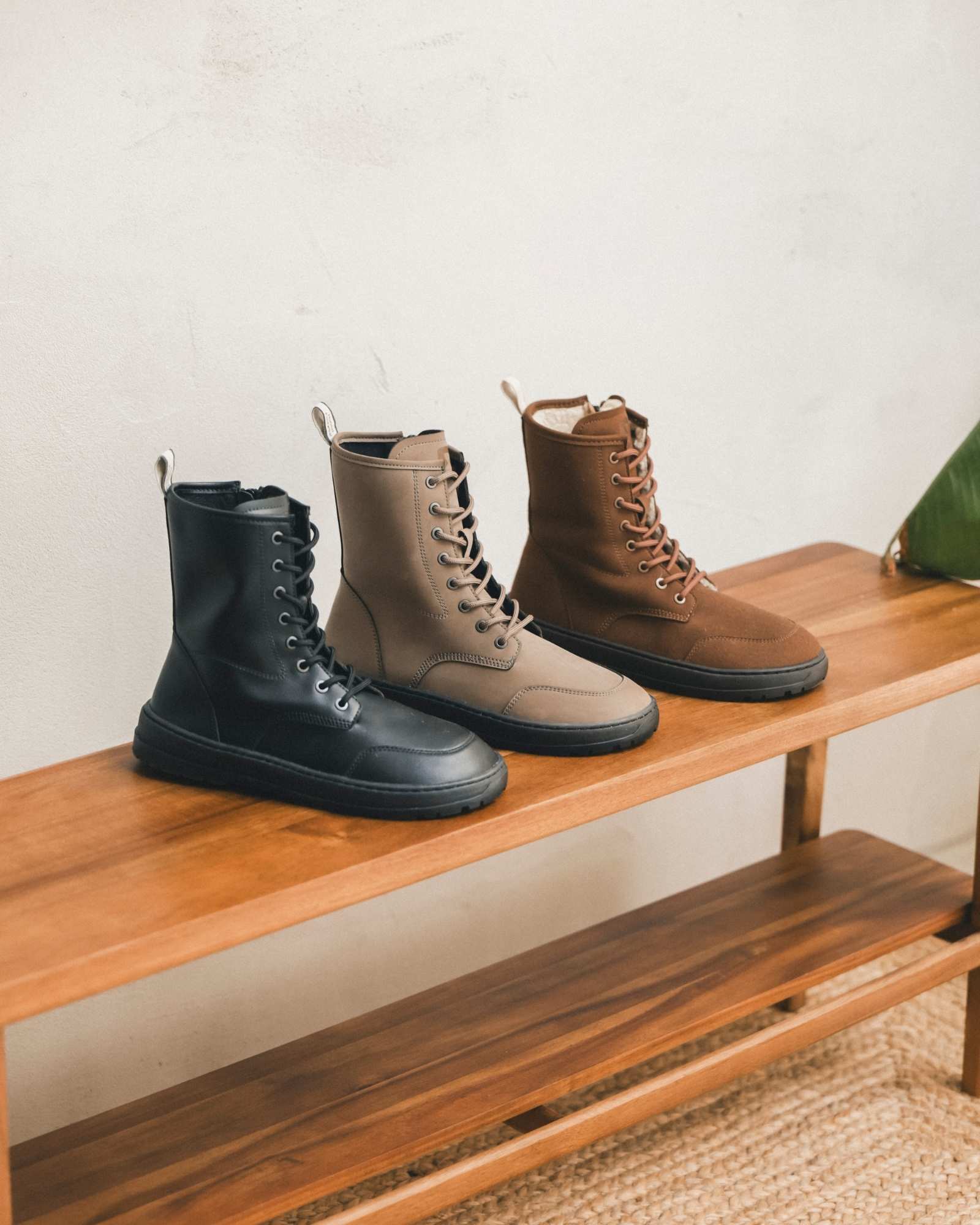 Oak Combat Barefoot Boots - Omega