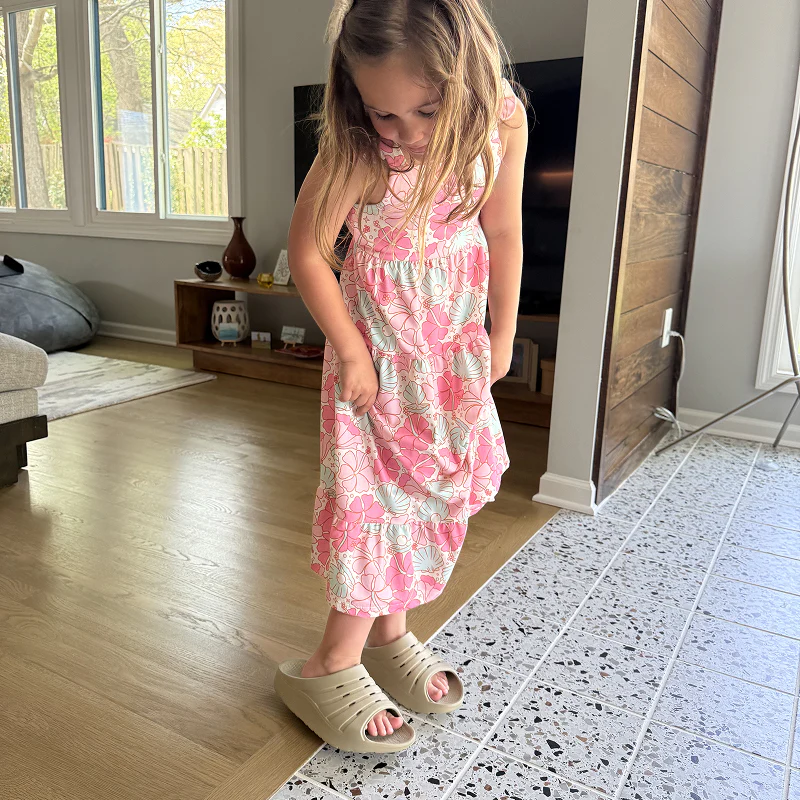 Recovery Slide, Roasted Oolong Tan