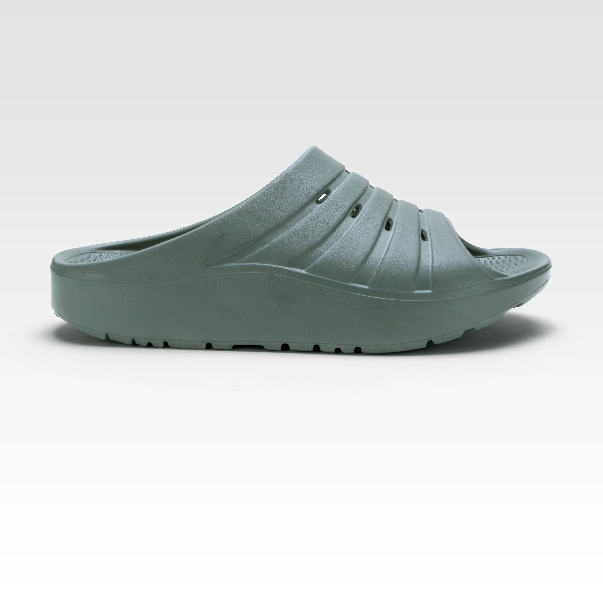 Recovery Slide, Nineteenth Green