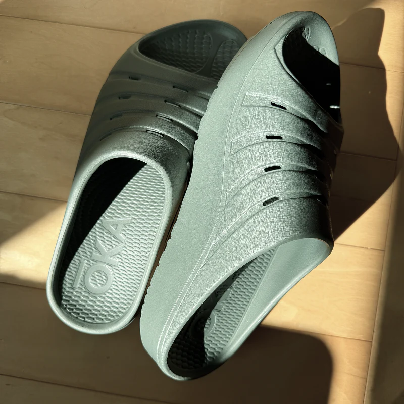 Recovery Slide, Nineteenth Green